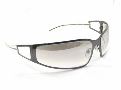 police-sting-sunglasses-4551M-568X-2.jpg