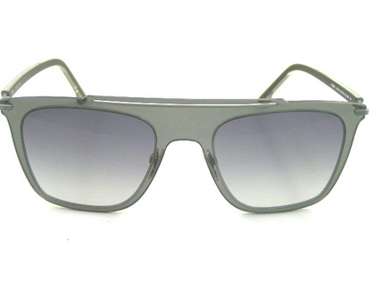 POLICEサングラス SPL581-0F80（2018年モデル）police-sunglasses-spl581-0f80-3.JPG