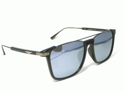 police_sunglasses_spla37j-700x-2.jpg