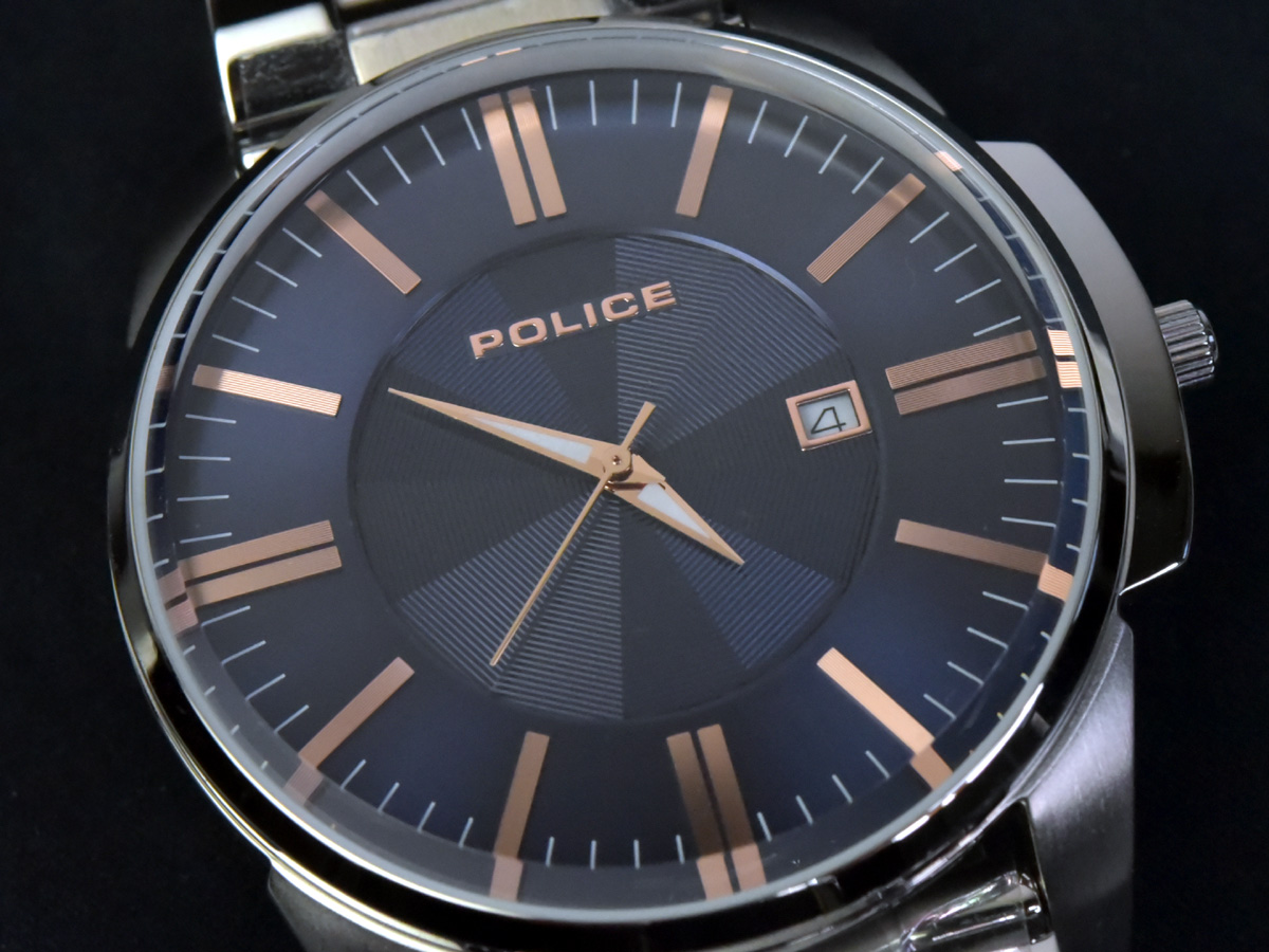 http://www.police.ne.jp/images/POLICE_brand_watch_GOVERNOR_NAVY_00.jpg