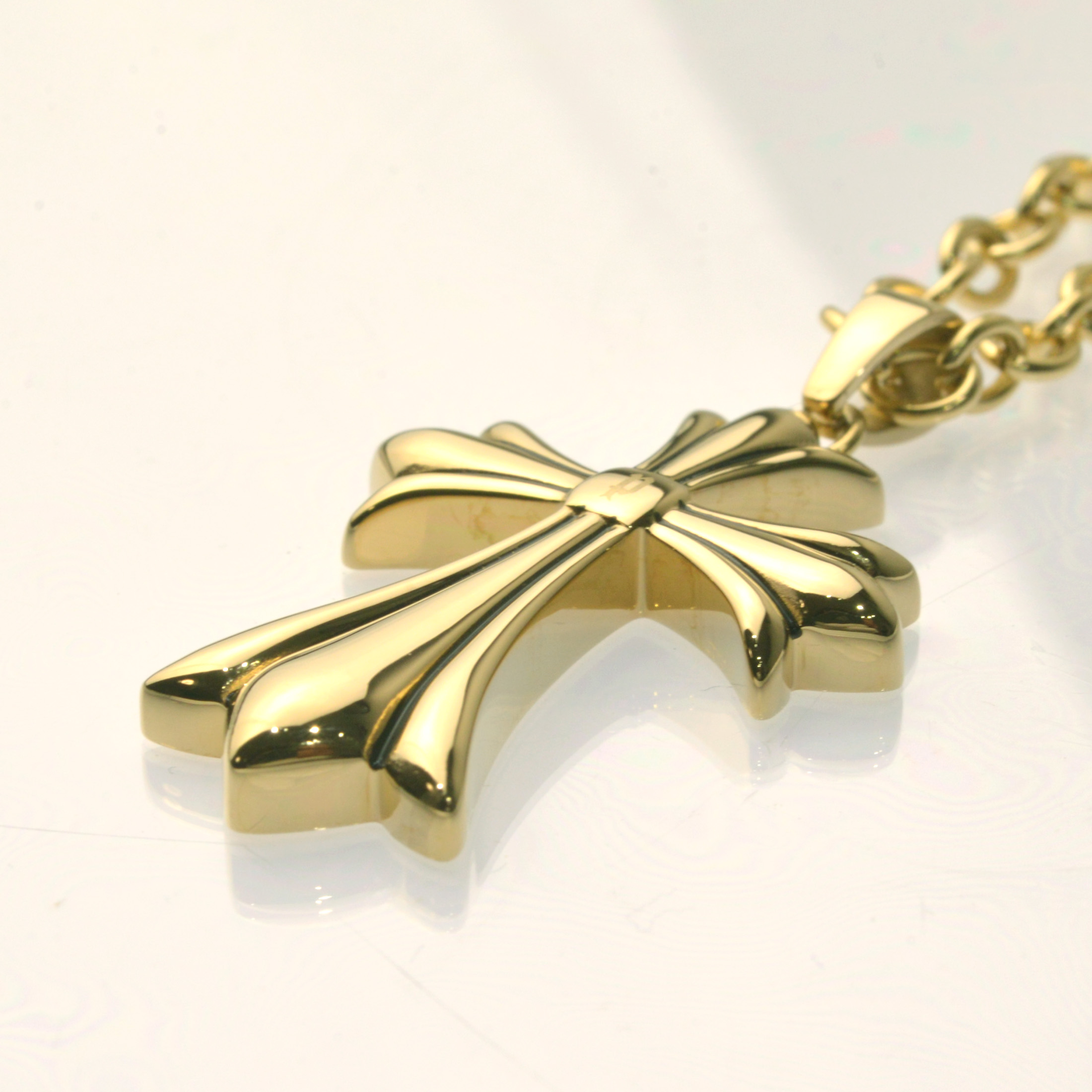 http://www.police.ne.jp/images/Police_necklace_grace_gold-01.jpg