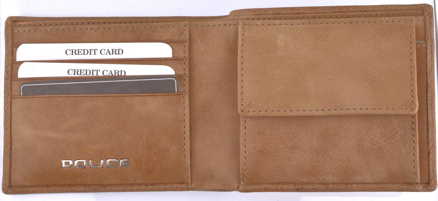 http://www.police.ne.jp/images/police-edge-wallet-2-camel-04.jpg