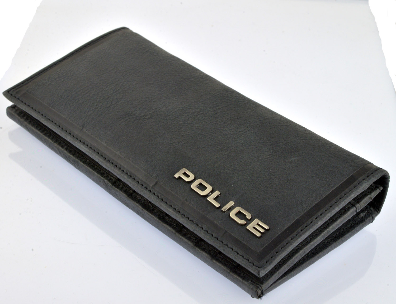 http://www.police.ne.jp/images/police-edge-wallet-black-04.jpg