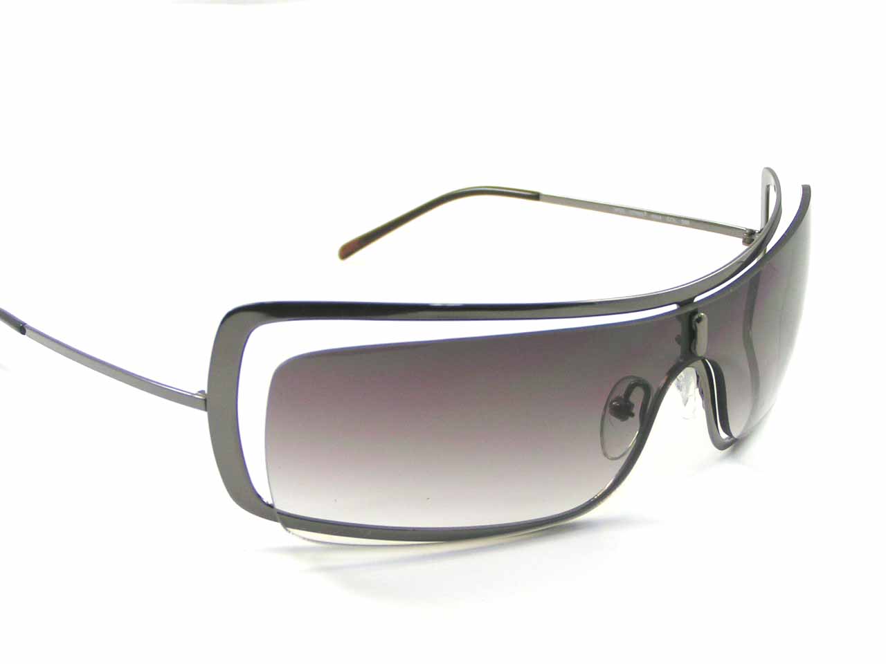 http://www.police.ne.jp/images/police-sting-sunglasses-4554M-568-2.jpg