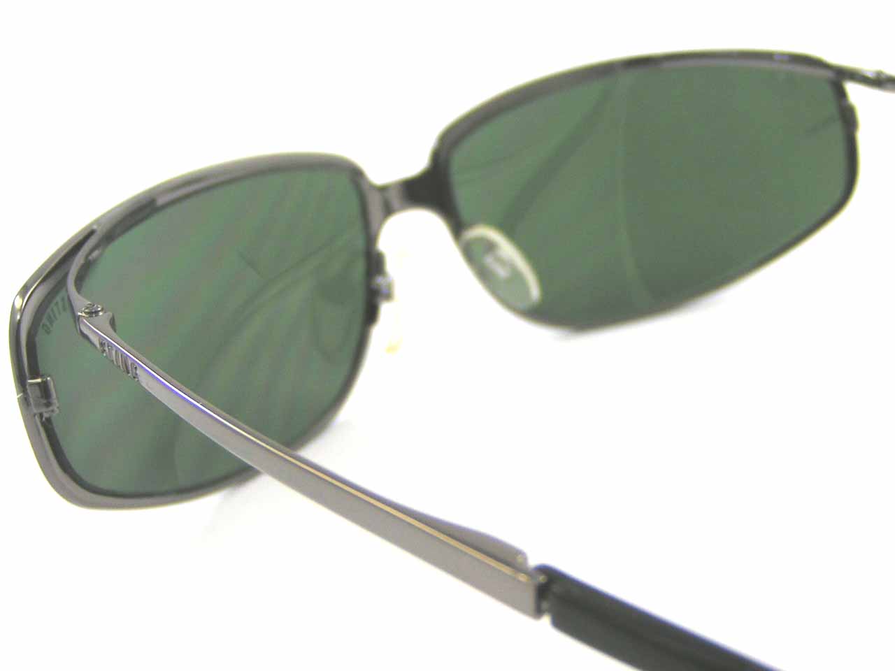 http://www.police.ne.jp/images/police-sting-sunglasses-4555M-568-5.jpg