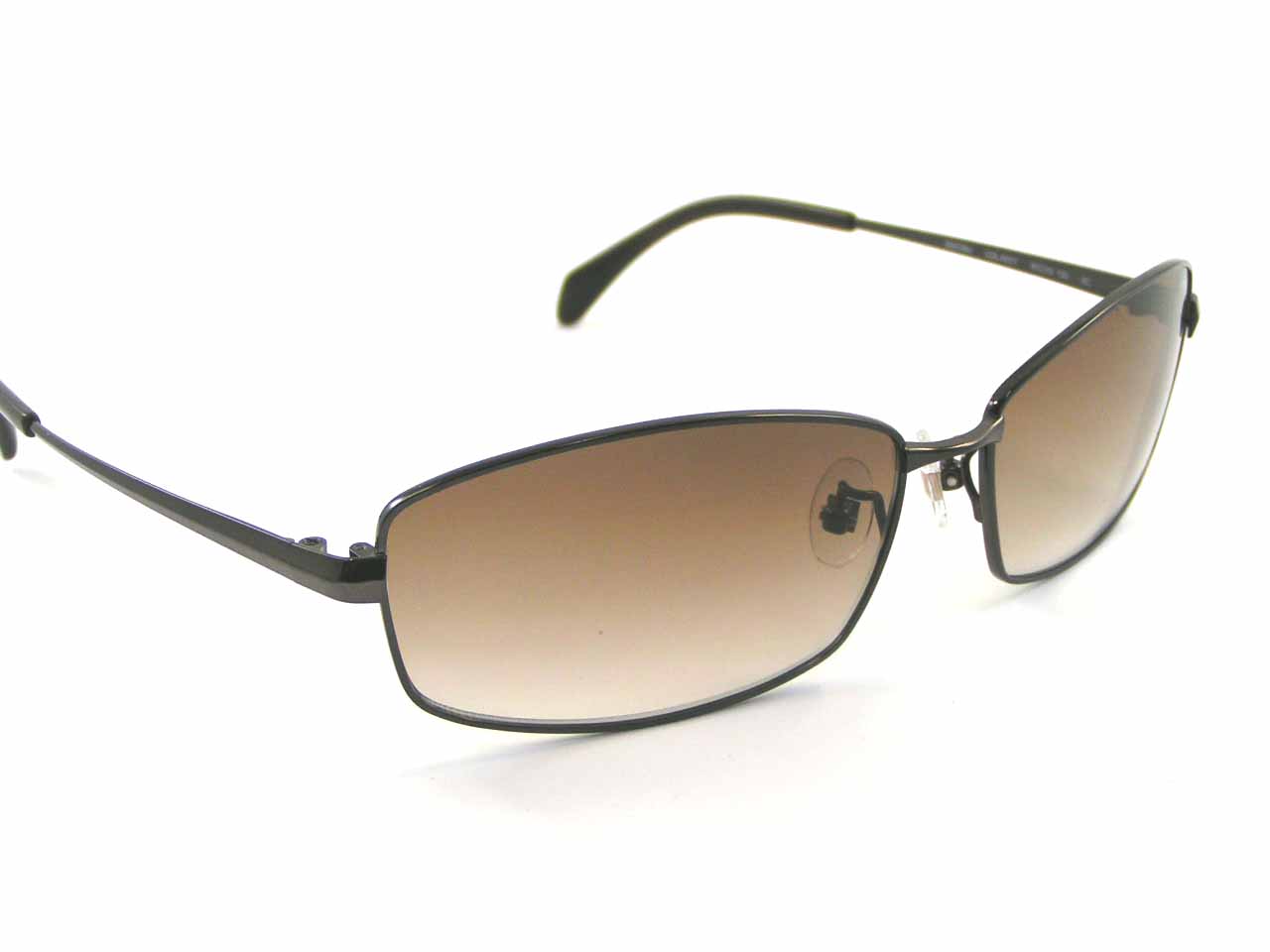 http://www.police.ne.jp/images/police-sting-sunglasses-4788J-K01Y-2.jpg