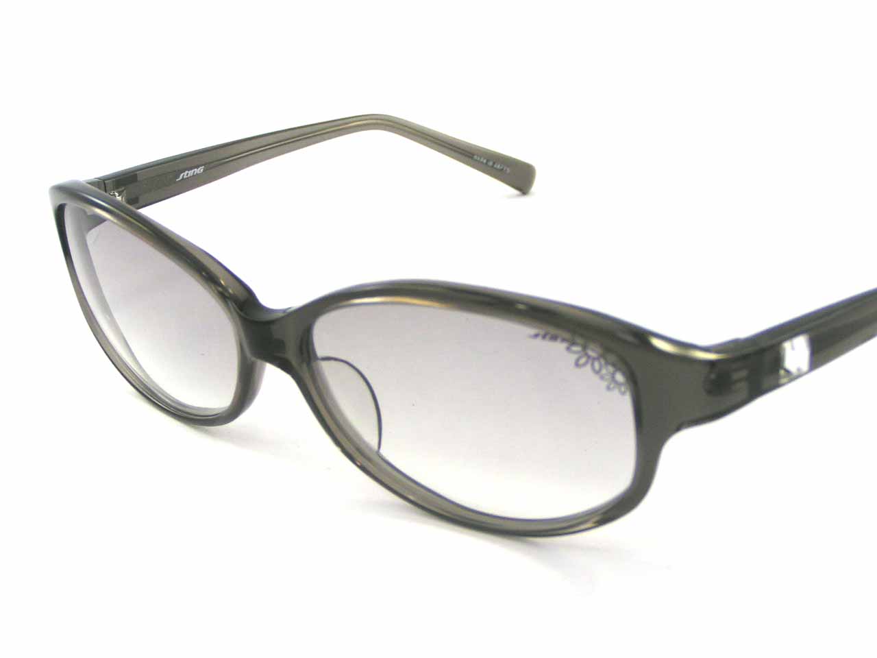 http://www.police.ne.jp/images/police-sting-sunglasses-6405J-M78-4.jpg