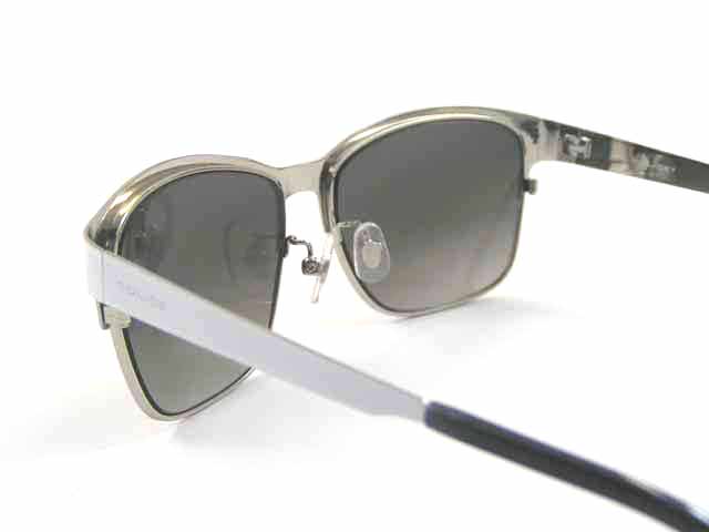 http://www.police.ne.jp/images/police-sunglasses-268j-695-5.jpg