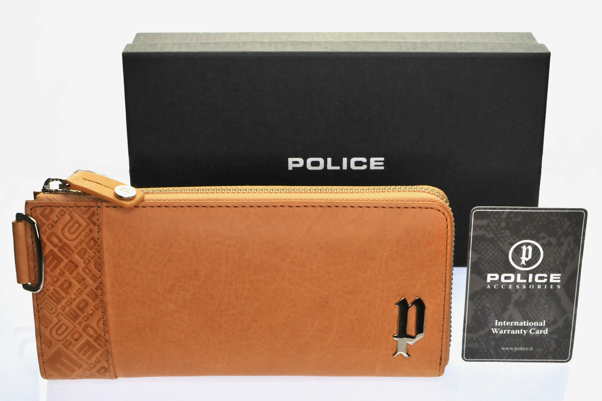 http://www.police.ne.jp/images/police-wallet-circuit%20%284%29.jpg