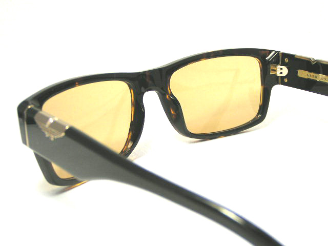 http://www.police.ne.jp/images/police_sunglasses_spl967-0779-5.jpg