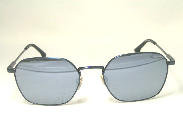 http://www.police.ne.jp/images/police_sunglasses_spl970i-8b6b-3.jpg