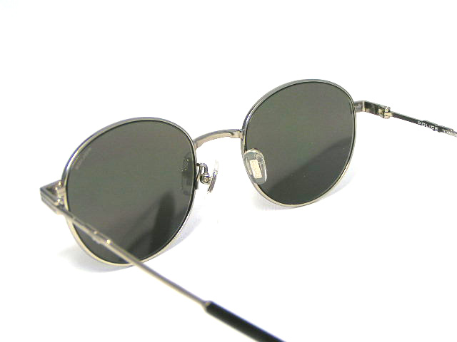 http://www.police.ne.jp/images/police_sunglasses_spla64j-s11x-5.jpg